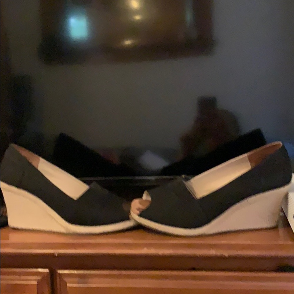 Wedges - Picture 2 of 3